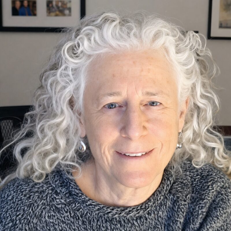 Headshot of Helaine Iris